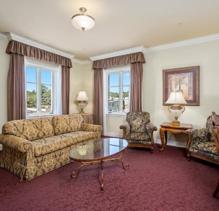 Rooms & Suites